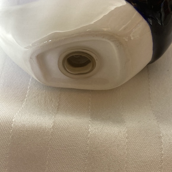 Vintage 1991 The Cow Jumped Over The Moon Salt and Pepper Shakers - Picture 13 of 13